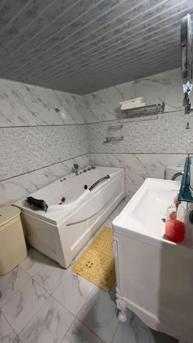Luxurious Apartments At The Centre Of The City Samarcande Extérieur photo